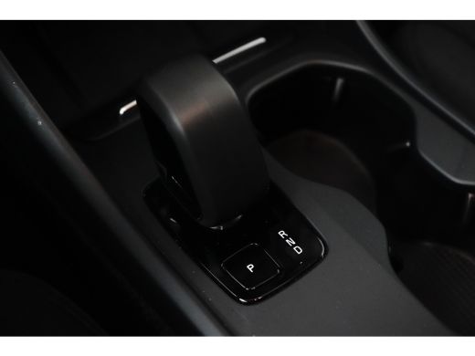 Volvo  EC40 Single Motor Extended Range Plus 82 kWh | SToel- en stuurverwarming | Achteruitrijcamera | Blueto... ActivLease financial lease