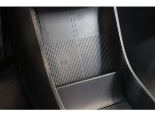Volvo  EX30 P5 Long Range 272PK Plus Black Edition Europa 69 kWh | Advanced Sensing Technology | Cruise contr... ActivLease financial lease