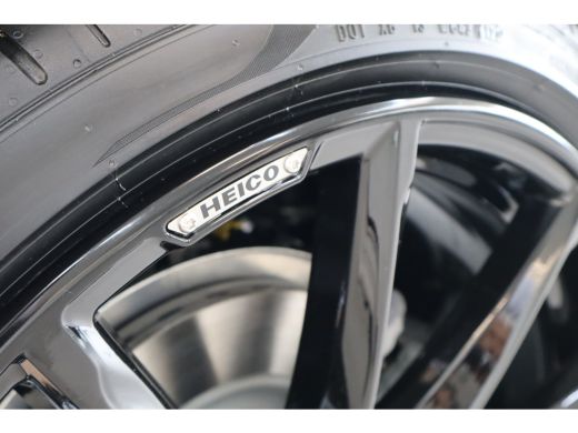 Volvo  EX30 P5 Long Range 272PK Ultra Europa 69 kWh | 22 kW lader | 360-graden camera | Draadloze telefoonlader ActivLease financial lease