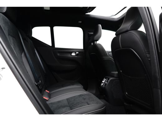 Volvo  EX40 Single Motor Extended Range Ultra Black Ed. 82 kWh | Pixel Led | Panodak | Nubuck | 360 ActivLease financial lease