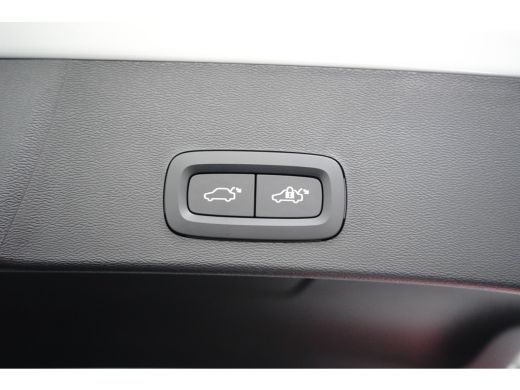 Volvo  EX40 Single Motor Extended Range Ultra Black Ed. 82 kWh | Pixel Led | Panodak | Nubuck | 360 ActivLease financial lease