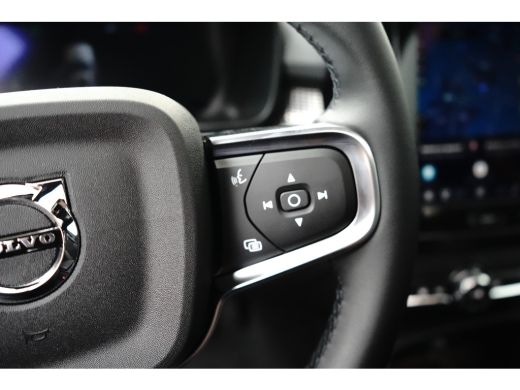 Volvo  EX40 Single Motor Extended Range Ultra Black Ed. 82 kWh | Pixel Led | Panodak | Nubuck | 360 ActivLease financial lease