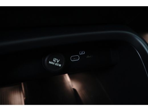 Volvo  EX40 Single Motor Extended Range Ultra Black Ed. 82 kWh | Pixel Led | Panodak | Nubuck | 360 ActivLease financial lease
