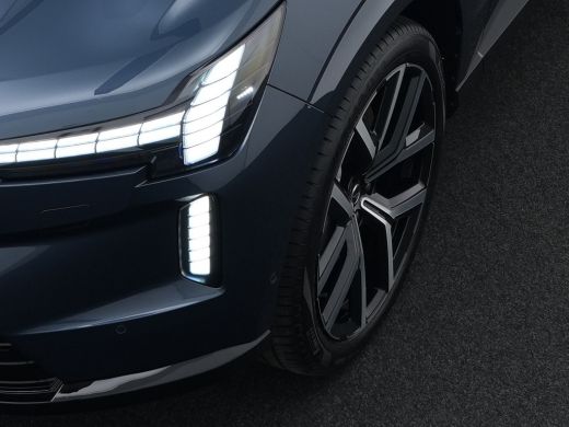 Volvo  EX90 Twin Motor Performance Ultra Exec. Ed. 6p. 800V | 22" 5-Y-spaaks Glossy Black Diamond, gesmeed | ... ActivLease financial lease