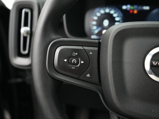 Volvo  XC40 T4 Recharge Essential Bright | Camera | All Seasons | Privacy Glass | Cruise Control | Climate Co... ActivLease financial lease