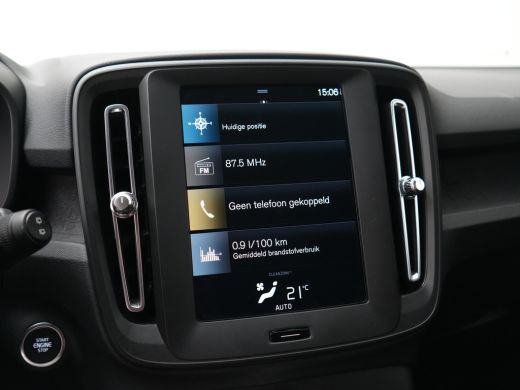 Volvo  XC40 T4 Recharge Essential Bright | Camera | All Seasons | Privacy Glass | Cruise Control | Climate Co... ActivLease financial lease