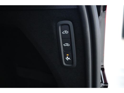 Volvo  XC90 Ultra Bright Plug-In Hybrid AWD | Full Option | 22" | Luchtvering | gelaagde zijruiten | Bowers &... ActivLease financial lease