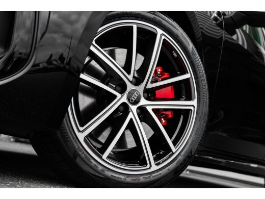 Audi A5 Avant S edition | Adaptive cruise control | Aluminium optiek in het interieur | Audi smartphone i... ActivLease financial lease