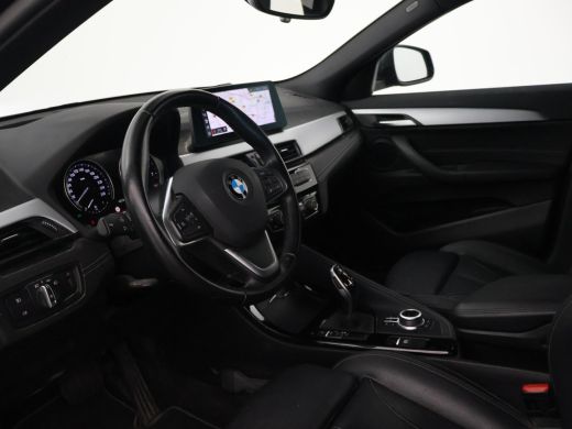 BMW X2 sDrive20i 178 PK AUT. HIGH EXECUTIVE EDITION + TREKHAAK | CAMERA | HEAD-UP | LEDER ActivLease financial lease