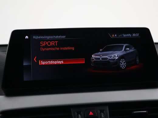 BMW X2 sDrive20i 178 PK AUT. HIGH EXECUTIVE EDITION + TREKHAAK | CAMERA | HEAD-UP | LEDER ActivLease financial lease
