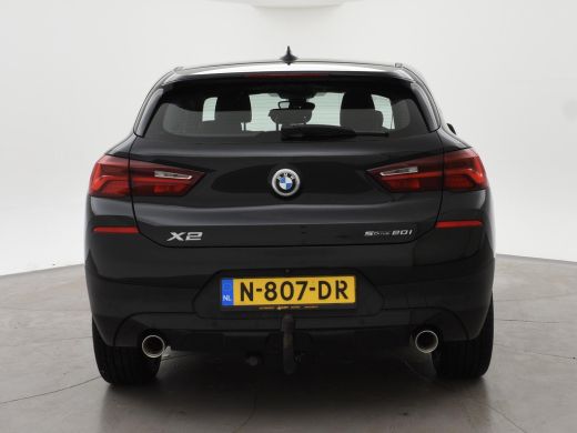 BMW X2 sDrive20i 178 PK AUT. HIGH EXECUTIVE EDITION + TREKHAAK | CAMERA | HEAD-UP | LEDER ActivLease financial lease