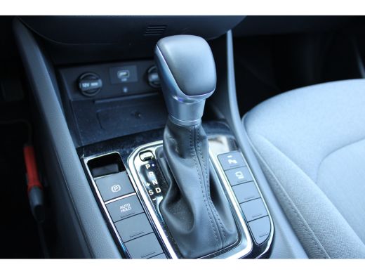 Hyundai IONIQ 1.6 GDi Comfort - Plus | Achteruitrijcamera | Airco (automatisch) | Lichtmetalen velgen 17" ActivLease financial lease