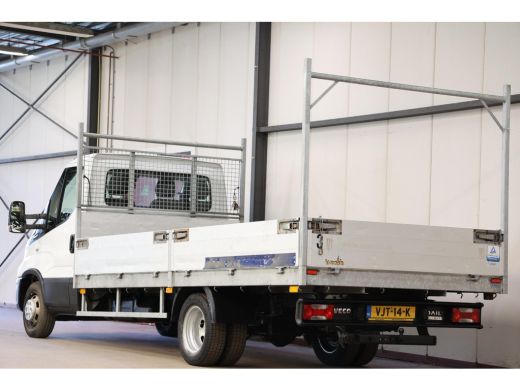 Iveco Daily 35C18H 3.0 AUTOMAAT TREKHAAK OPEN LAADBAK ActivLease financial lease