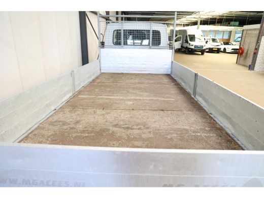 Iveco Daily 35C18H 3.0 AUTOMAAT TREKHAAK OPEN LAADBAK ActivLease financial lease