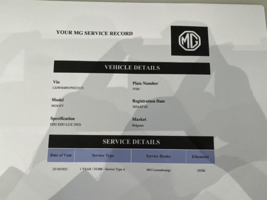 MG MG4 EV Luxury 64 kWh |360 CAMERA| 7 JAAR MG GARANTIE T/M 07-2031| ELEK. STOEL| DODE HOEK SENSOR| STOEL +... ActivLease financial lease