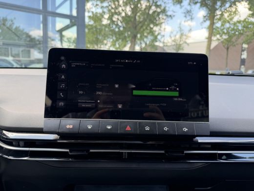 MG MG4 EV Luxury 64 kWh |360 CAMERA| 7 JAAR MG GARANTIE T/M 07-2031| ELEK. STOEL| DODE HOEK SENSOR| STOEL +... ActivLease financial lease