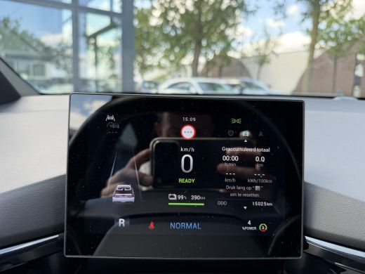 MG MG4 EV Luxury 64 kWh |360 CAMERA| 7 JAAR MG GARANTIE T/M 07-2031| ELEK. STOEL| DODE HOEK SENSOR| STOEL +... ActivLease financial lease