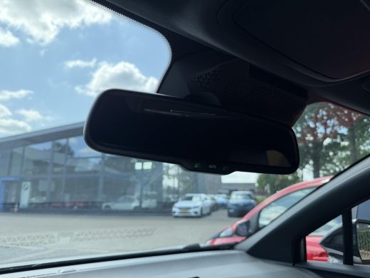 MG MG4 EV Luxury 64 kWh |360 CAMERA| 7 JAAR MG GARANTIE T/M 07-2031| ELEK. STOEL| DODE HOEK SENSOR| STOEL +... ActivLease financial lease