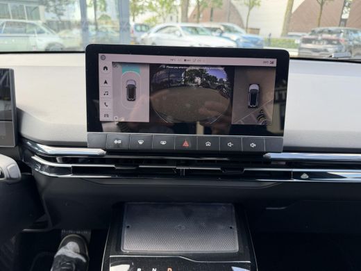 MG MG4 EV Luxury 64 kWh | 360 CAMERA| 7 JAAR MG GARANTIE T/M 03-2031| ELEK. STOEL| DODE HOEK SENSOR| STOEL ... ActivLease financial lease