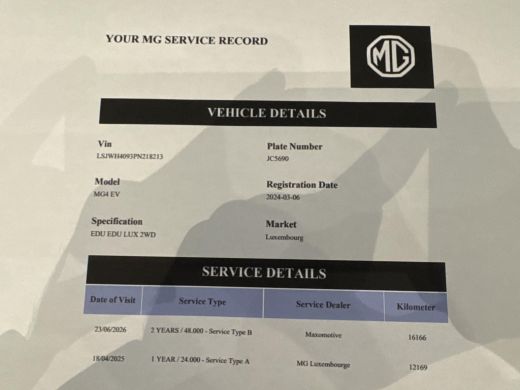MG MG4 EV Luxury 64 kWh | 360 CAMERA| 7 JAAR MG GARANTIE T/M 03-2031| ELEK. STOEL| DODE HOEK SENSOR| STOEL ... ActivLease financial lease