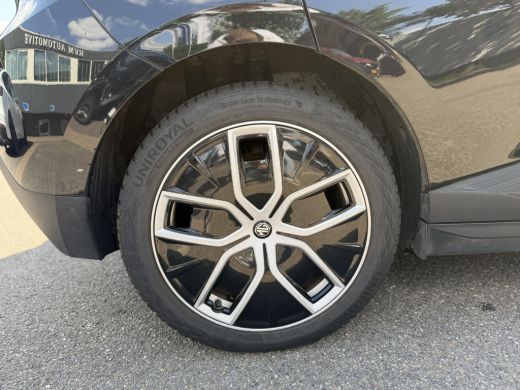MG MG4 EV Luxury 64 kWh LONG RANGE | SOH 95 % | 15.000KM | 360&deg; CAMERA | STOEL & STUURVERWARMING | 7 JAAR M... ActivLease financial lease
