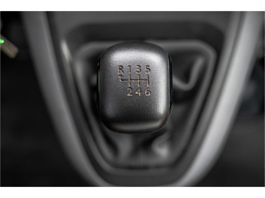 Opel Vivaro 1.5 L2H1 | 3-Zits | 1e Eigenaar | Cruise | Airco ActivLease financial lease