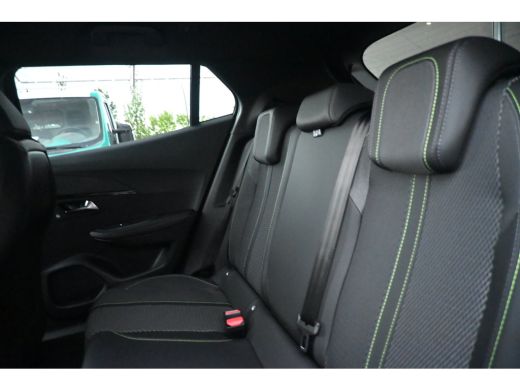 Peugeot 2008 GT, (2025-H0) Voorraad-Actie! | 360 Camera | Navigatie | Dodehoekdetectie | Draadloos Carplay & A... ActivLease financial lease