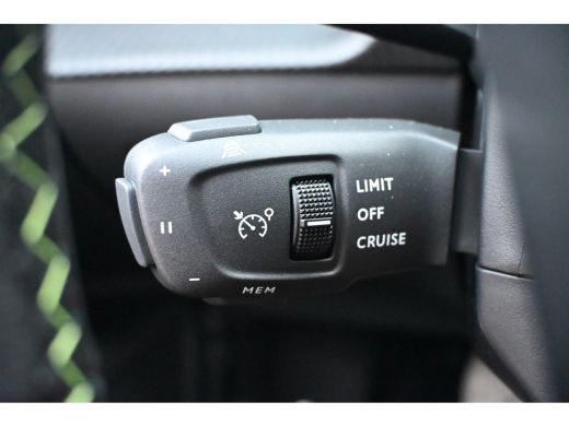 Peugeot 2008 GT, (2025-H0) Voorraad-Actie! | 360 Camera | Navigatie | Dodehoekdetectie | Draadloos Carplay & A... ActivLease financial lease