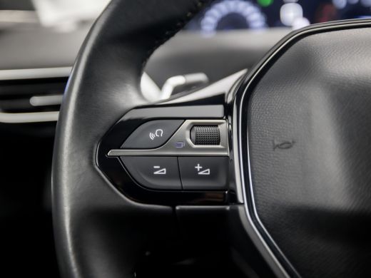 Peugeot 3008 1.2 PureTech Allure Automaat (APPLE CARPLAY, LED KOPLAMPEN, FOCAL AUDIO, LEDER, SPORTSTOELEN, GET... ActivLease financial lease