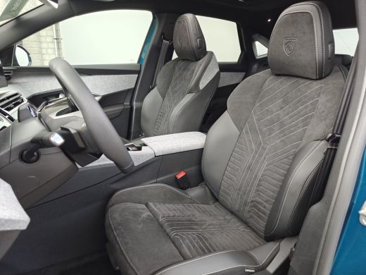 Peugeot e-3008 GT Avantage 210 73 kWh | 11 kW lader | Achterbank verwarmd | Achterstoelen verwarmd ActivLease financial lease