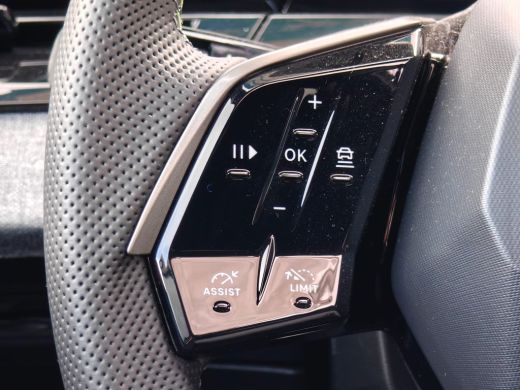 Peugeot e-3008 GT Avantage 210 73 kWh | 11 kW lader | Achterbank verwarmd | Achterstoelen verwarmd ActivLease financial lease
