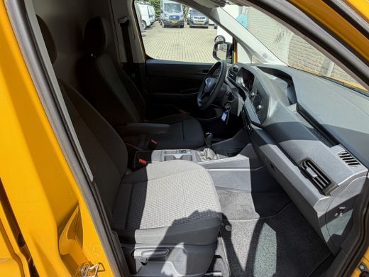 Volkswagen Caddy 2.0 TDI Comfort Cruise control / trekhaak ActivLease financial lease