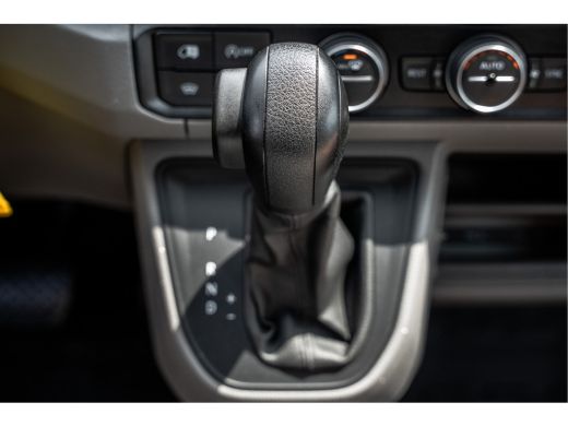 Volkswagen Crafter 2.0 TDI XL L5H3 | 177 PK | Rijplaten | Automaat | LED | Camera | Carplay | Schuifdeur L+R | PDC |... ActivLease financial lease