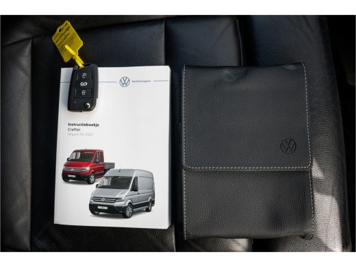 Volkswagen Crafter 2.0 TDI XL L5H3 | 177 PK | Rijplaten | Automaat | LED | Camera | Carplay | Schuifdeur L+R | PDC |... ActivLease financial lease