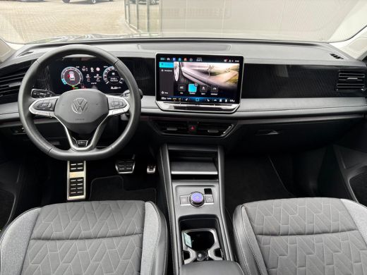 Volkswagen Tiguan 1.5 eTSI 130PK Life Edition Trekhaak/360Camera/Stoelverwarming/Full-Led ActivLease financial lease