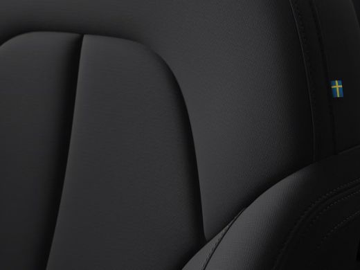 Volvo  EX40 Single Motor Plus Europe 70 kWh | Achterbank verwarmd | All seasonbanden | Apple Carplay/Android ... ActivLease financial lease