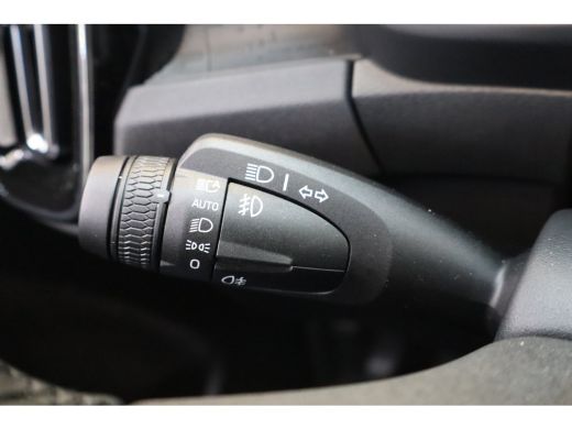 Volvo  EX40 Single Motor Plus Europe 70 kWh | Achterbank verwarmd | All seasonbanden | Apple Carplay/Android ... ActivLease financial lease
