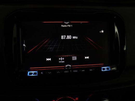 Alfa Romeo Giulietta 1.4 Turbo Sport | Gele accenten | Carplay | Park assist | Climate control | Cruise control | Carb... ActivLease financial lease