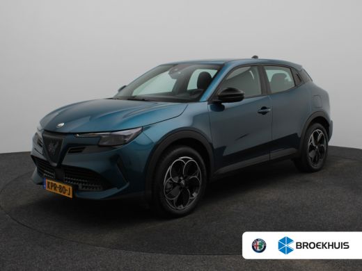 Alfa Romeo Junior Elettrica 54 kWh | Adaptieve cruise | Apple carplay/ Android auto | Parkeersensoren | Led | 97% S... ActivLease financial lease