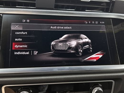 Audi Q3 45 TFSI e Hybride S Edition / 1/2 Leder-Sport / Navigatie-multimedia / Airco-ecc./ Pdc./ A.klep e... ActivLease financial lease