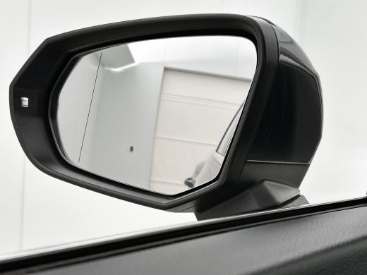 Audi Q3 45 TFSI e Hybride S Edition / 1/2 Leder-Sport / Navigatie-multimedia / Airco-ecc./ Pdc./ A.klep e... ActivLease financial lease