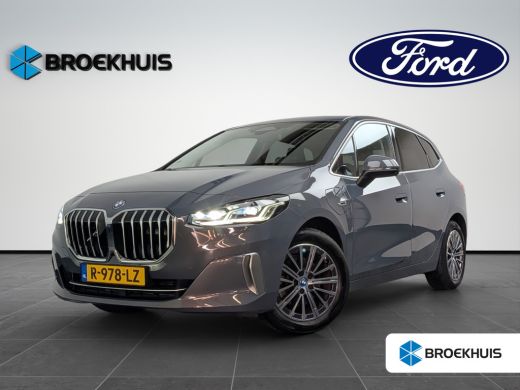 BMW 2 Serie Active Tourer 225e xDrive | Elekt. wegklapbare Trekhaak | 360 Camera | Head-Up Display | Leder ActivLease financial lease