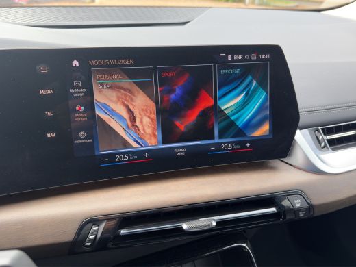 BMW 2 Serie Active Tourer 225e xDrive | Elekt. wegklapbare Trekhaak | 360 Camera | Head-Up Display | Leder ActivLease financial lease