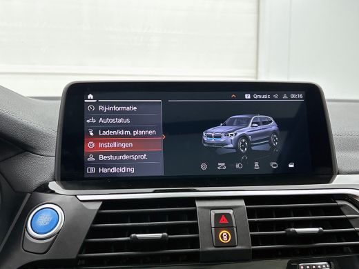 BMW iX3 Executive 80 kWh-SOH 97.46% / Panoramadak / Trekhaak / Leder / Stoelverwarming / Pdc.+Camera / Na... ActivLease financial lease