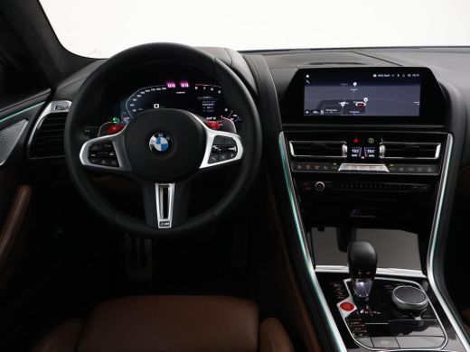 BMW M8 COMPETITION 626 PK IRISH GREEN + BOWERS & WILKINS | KERAMISCHE REMMEN ActivLease financial lease
