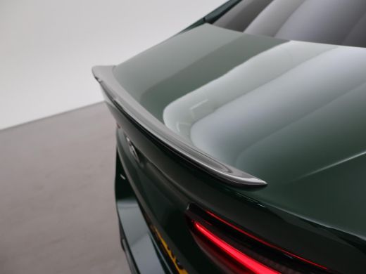 BMW M8 COMPETITION 626 PK IRISH GREEN + BOWERS & WILKINS | KERAMISCHE REMMEN ActivLease financial lease