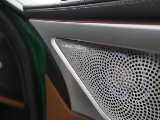 BMW M8 Gran Coup&eacute; M8 COMPETITION 626 PK IRISH GREEN + BOWERS & WILKINS | KERAMISCHE REMMEN ActivLease financial lease