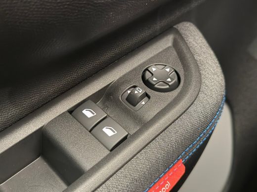 Citroën C3 1.2 Turbo 100pk Plus DAB | Parkeersensoren V+A | Airco | 8 jaar Garantie! | Nieuw! | Achterbank i... ActivLease financial lease