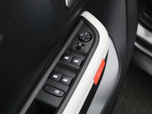 Citroën &euml;-C3 Aircross Max 113pk 44 kWh | Navigatie | Camera | Clima | PDC V+A | Trekhaak | Carplay | ActivLease financial lease