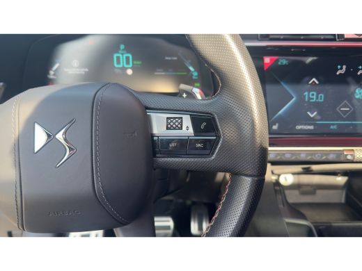 DS DS 7 E-Tense 4x4 Performance Line+ | Trekhaak | Stoelverwarming Voor | Cruise Control | 360&deg; Parkeerca... ActivLease financial lease